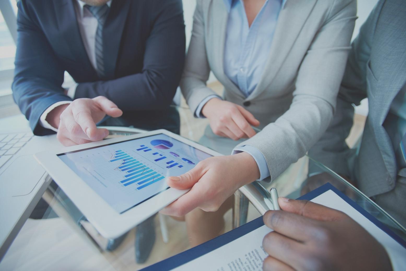 Notizen und Skizzen aus der Planungsphase eines Finanz-Startups